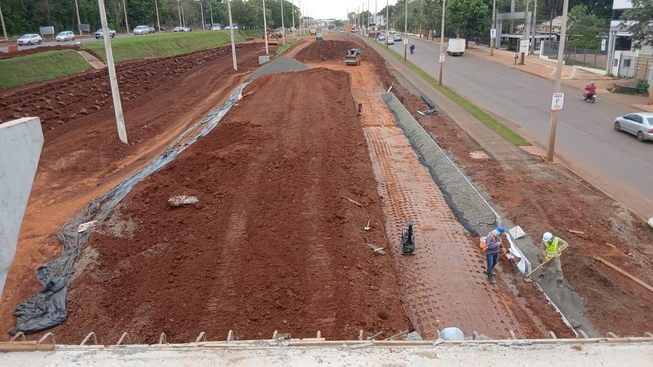 Vista elevada de la rampa en construcción